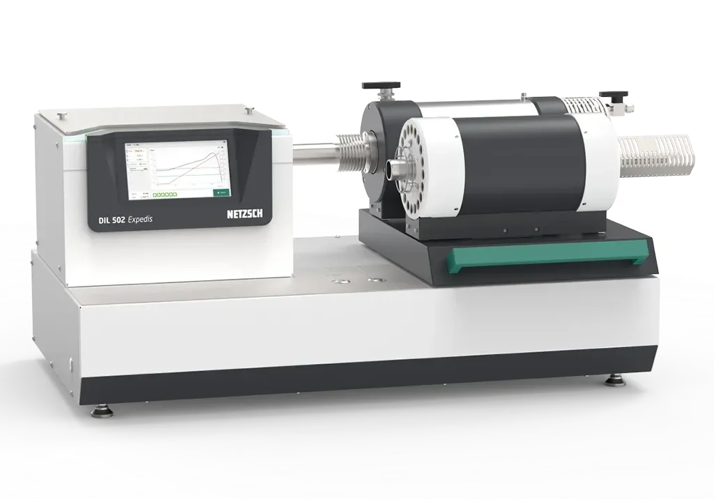 Imagen de un analizador termogravimétrico con dilatómetro integrado, ideal para mediciones térmicas precisas en laboratorios de investigación y control.