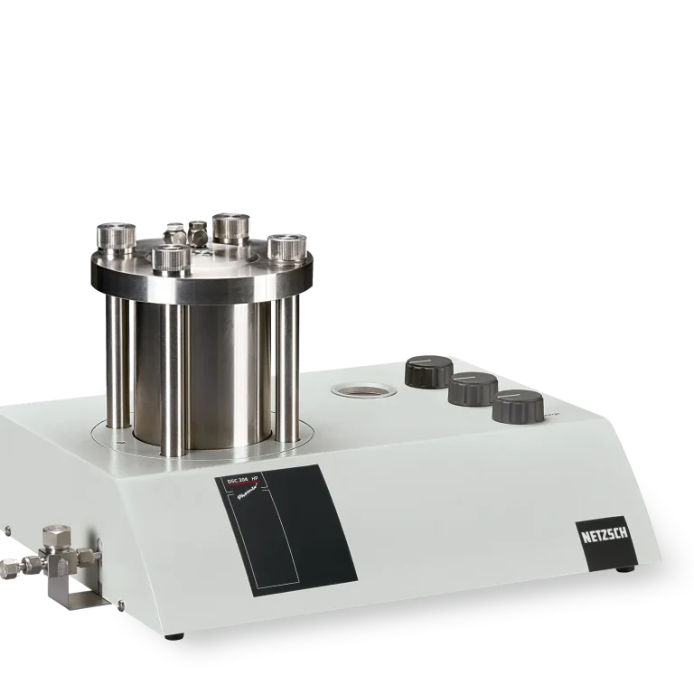 Sistema termogravimétrico de alta tecnología que utiliza calorimetría diferencial de barrido para obtener resultados confiables en investigación y desarrollo.