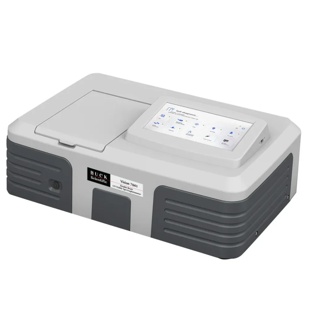 Imagen de un espectrofotómetro el cual utilizan en laboratorios de análisis químicos para la medición final de muestras recopiladas.